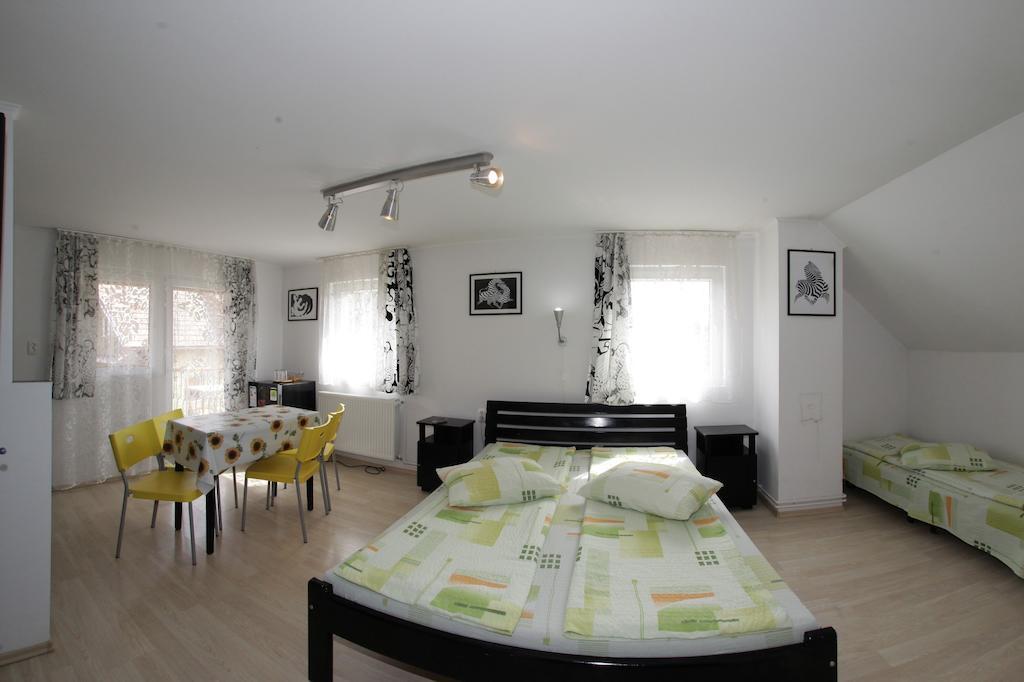Pensiunea Soare Si Luna Praid Habitación foto